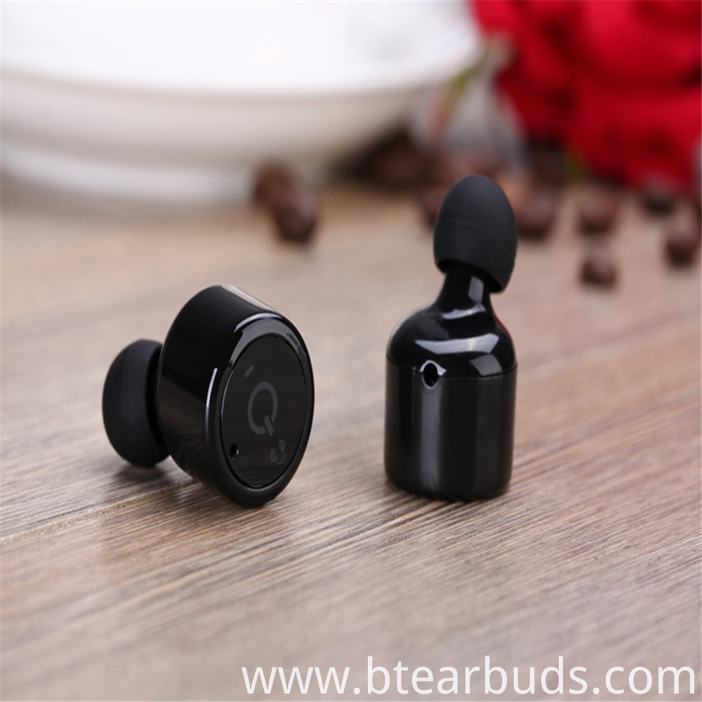Sport Earbuds Sport Earbuds
